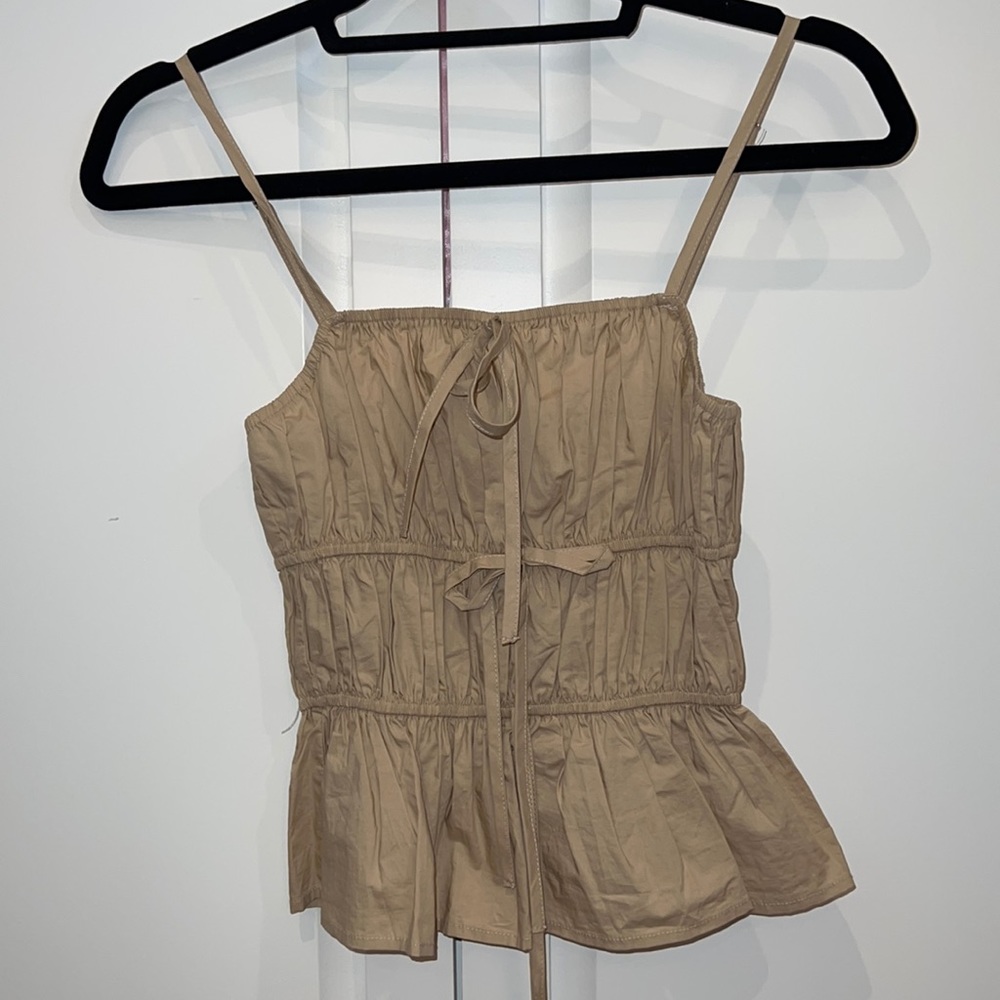 Ruby & Jenna Kaki Top Size Small NWT